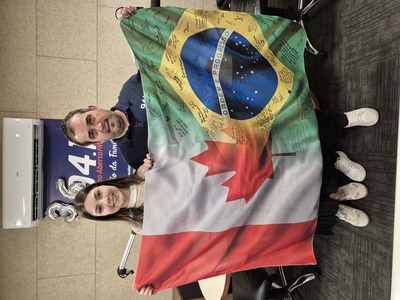 Estudante de Laranjeiras do Sul embarca para intercâmbio no Canadá